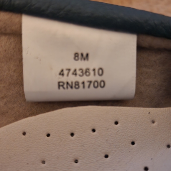 Blue Moccasins with Beadwork and Whipstitching - Picture 4 of 5